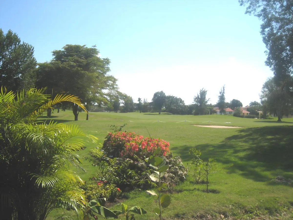 Villamorametro JUAN DOLIO Villa