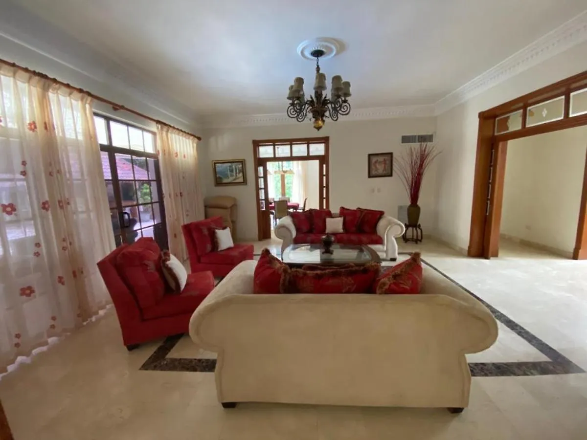 Villamorametro JUAN DOLIO Villa